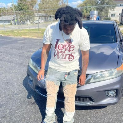 MajWiley's profile picture. #LLSWIFT🌍