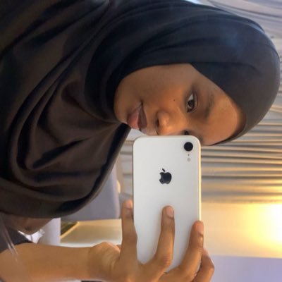 meenarh_2's profile picture. 