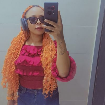 NetworkQueenX's profile picture. 