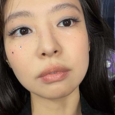 Jennie_kim_jin's profile picture. 