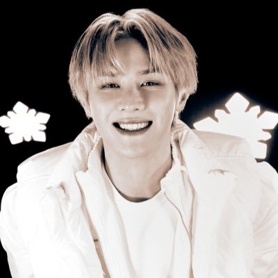 kunsparks's profile picture. lolevi lee & cookie qian luvbot 🐻🐈‍⬛🧡💜🏠