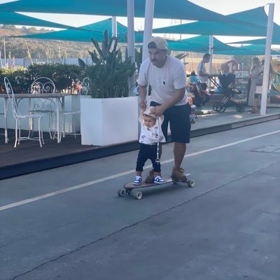 Davidfontee24's profile picture. 