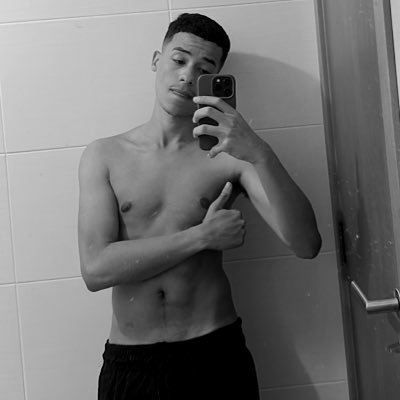 bvbrevini's profile picture. how i look on you