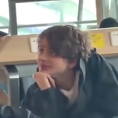 han_ban75984's profile picture. 