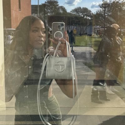 ErinLashay15's profile picture. NorfolkStateUni 🔰