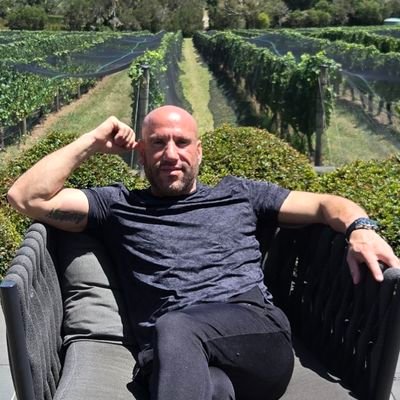 Stavro_damore's profile picture. New life new love ❤️ 18 November  25
Who cares about people who don't care. I found the best gift in hardest moments. diamonds form under pressure.