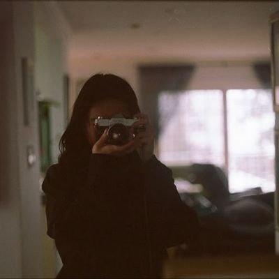 rliz_20's profile picture. 