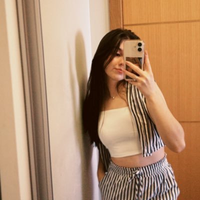 thamiresbutsch's profile picture. @equiperevolucao 🇺🇦