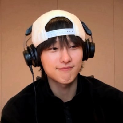 moodzic_dnwm's profile picture. 🎧𝐖𝐎𝐎𝐃𝐙 𝐩𝐥𝐚𝐲𝐥𝐢𝐬𝐭 | @_chowoodz