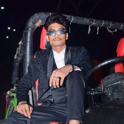 muza_zhn1565's profile picture. . hey👋🏻guys h!! welcome to my profile