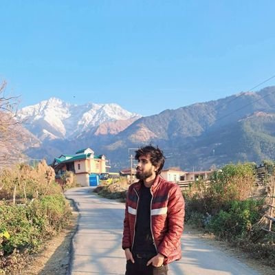 gauravhq's profile picture. I share business ideas, stock market insights & crypto knowledge for beginners.
Follow for daily money, markets & income growth tips.