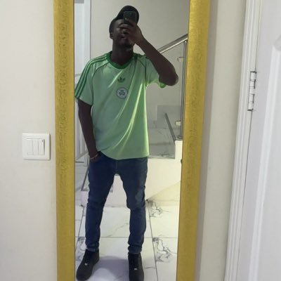 spongethagod's profile picture. ain’t shit funny fr.