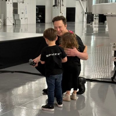 tesla_personal_'s profile picture. CEO OF TESLA AND STAR-LINK COMPANY 🪐🚀