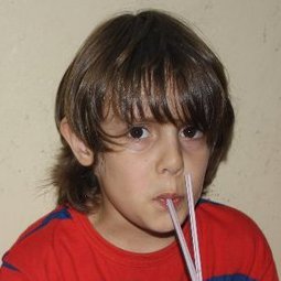 vvejotaa's profile picture. 