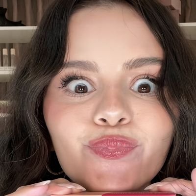 chusma359427's profile picture. 