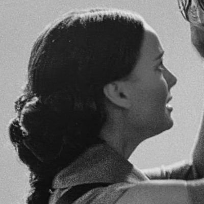 gisa_exe's profile picture. noiva de @_ikrofellipe_ / uma nerd clt tentando encaixar hobbies na rotina. estudos, livros, anime e star wars •  #studytech • #study