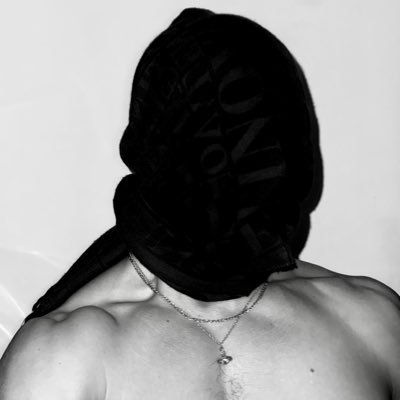 lucio_edco's profile picture. Sounds fake but I’m a real Birkin. Follow the link for major solo content ⬇️🔞