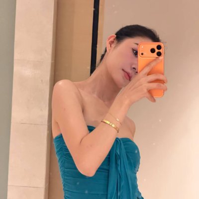 NatureoverOJ7's profile picture. Nature-loving sou 🌿 Sea breeze addict 🌊  Countryside peace over city noise 🤍  Forever chasing sunsets and simple moments.