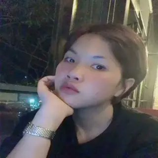 qsmlh81856's profile picture. 