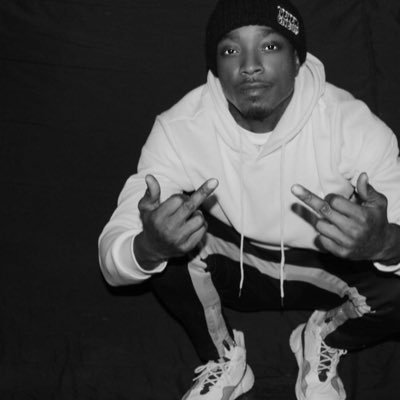 AibmGriz's profile picture. 📚🧠 Be You, The World Will Adjust. SOLO LEVELING⚡️🔋🔌 THURL ACTIVITY ONLY✈️✌🏾