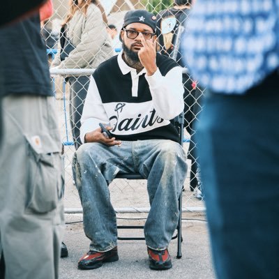 AzSWAYE's profile picture. biz4azswaye@gmail.com