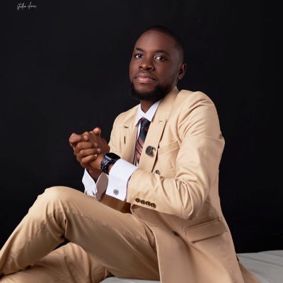 Tegapraize's profile picture. | Matthew 5:16 | Fix your gaze on Jesus |