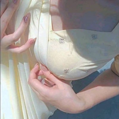 Hussain172233's profile picture. Question