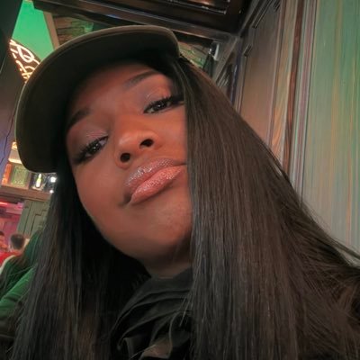 mediamuse_'s profile picture. 📚 𝙚𝙞𝙩𝙝𝙚𝙧 𝙤𝙗𝙨𝙚𝙨𝙨𝙚𝙙 𝙬𝙞𝙩𝙝 𝙖 𝙗𝙤𝙤𝙠 𝙤𝙧 𝙩𝙫 𝙨𝙝𝙤𝙬 ♡   𝙗𝙤𝙤𝙠 𝙩𝙬𝙩 𝙛𝙞𝙡𝙢 𝙩𝙬𝙩 🎬