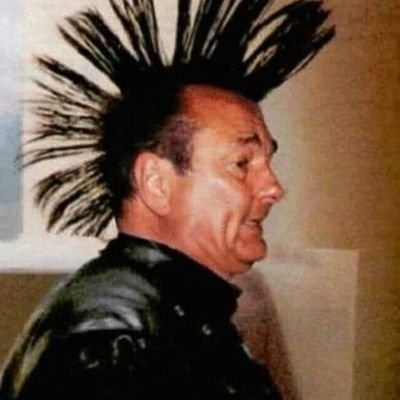 Quiquequoiou's profile picture. Aimant l'art, ayant du goût, voyant long dans la vie