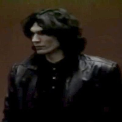 therealmahdiiii's profile picture. Make yourself great again❤️‍🔥🇹🇳