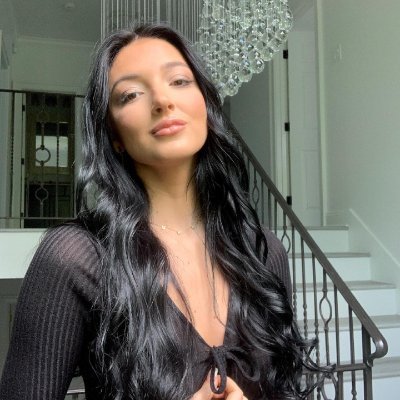 yaseen4may's profile picture. My name is Aria. I run my own shop on Facebook. I love to travel and am looking for like-minded friends to travel wit