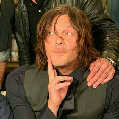 micun_paxcal's profile picture. artist NOT FAN ACCOUNT 😭💔          multifandom | i eat daddies