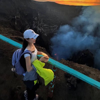 MonaWYM97's profile picture. Collecting sunsets, climbing mountains, loving the quiet countryside.