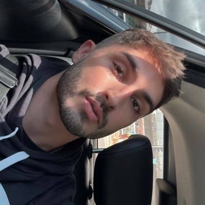 poemtoahoe's profile picture. https://t.co/1Rz1wyN1hX