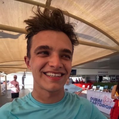 landoscurls's profile picture. i love @HaasF1Team. #ViscaElBarca