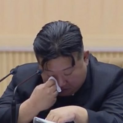 itsbinkletin's profile picture. 