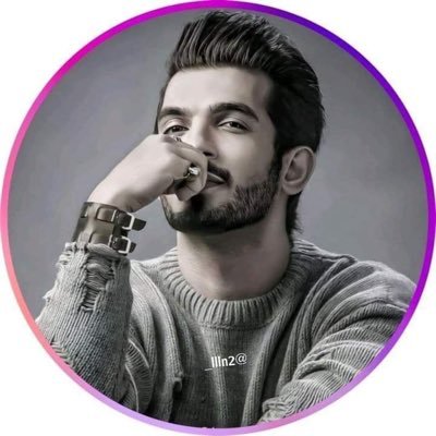 llln2_'s profile picture. 