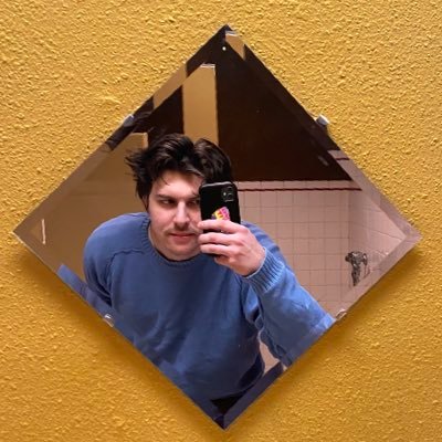 laireebyrde's profile picture. repatriated Twitter refugee.