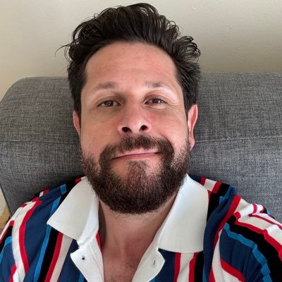 proflandin's profile picture. El pan se comparte. #panfluencer