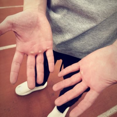 Huybfq's profile picture. 新人，07年大一，无🚪，互相分享相册