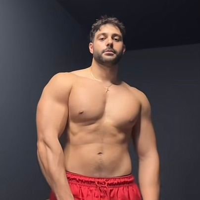 slmcnmnaberr's profile picture. 