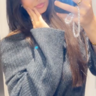 inaara_1's profile picture. 