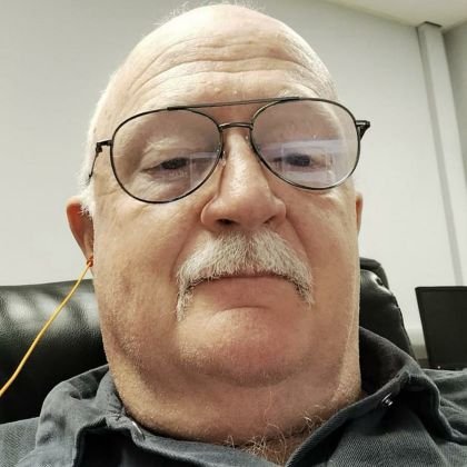 RobinsonJo1r's profile picture. Dad of 2 | Divorced & evolving | Focused on better days.

God bless America 🇺🇸🇺🇸