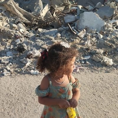 baroud_asm93422's profile picture. I am Asmaa Tayseer, 22 years old, married, my husband is missing, I am a survivor of genocide, and I have two daughters whom I cannot support. Please help me.