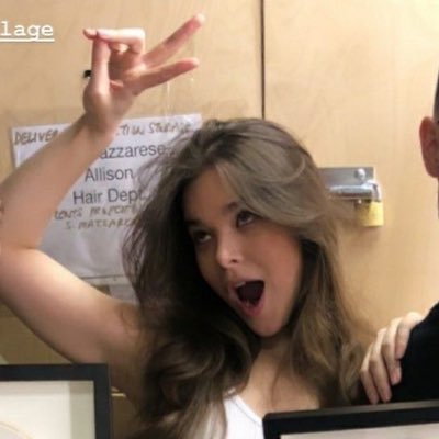 lmjcubami's profile picture. eu e o justin bieber ouvindo o breezy