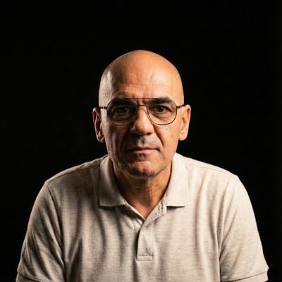 fadi_altawil's profile picture. 1976. اللاذقية-الإسكندرية.
 مهتم بالترجمة.
بالكتب وللكتب.

«لقد خلقنا الإنسان في كَبَد»