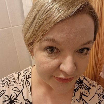 shinebritediam1's profile picture. Wife, Mother, hard worker, dreamer, joker, @Boro #Boro #UTB fan. Also a lover of #FooFighters @Metallica #Depechemode @kylieminogue and @Marvel ❤