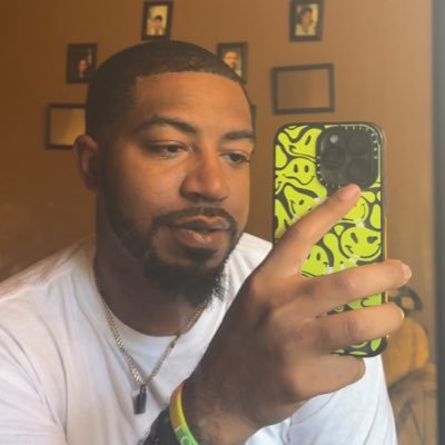 yungmy_'s profile picture. wild heart, free spirit✨♌️| ig: _my.zir