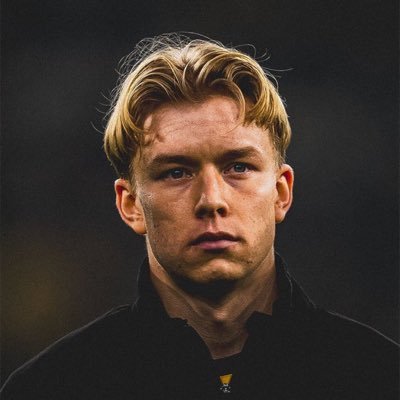 _7koji's profile picture. مهندس يحب بوروسيا دورتموند…