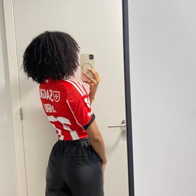 khadilaam's profile picture. 01, 1ª dama.